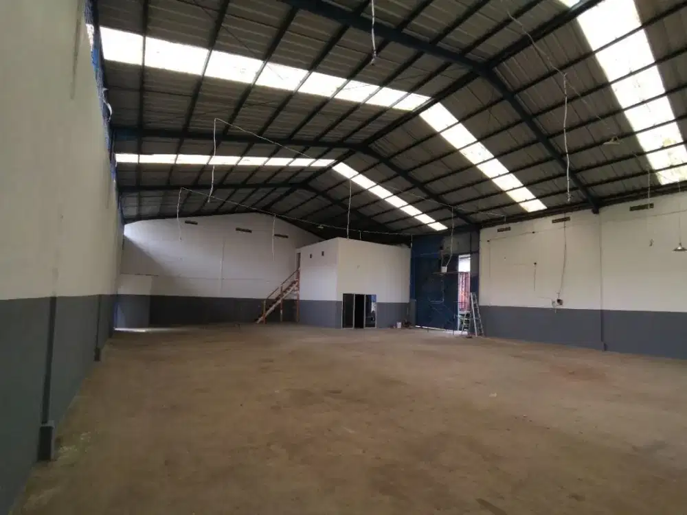 Gudang Luas 450m Siap Pakai di Legok Tangerang