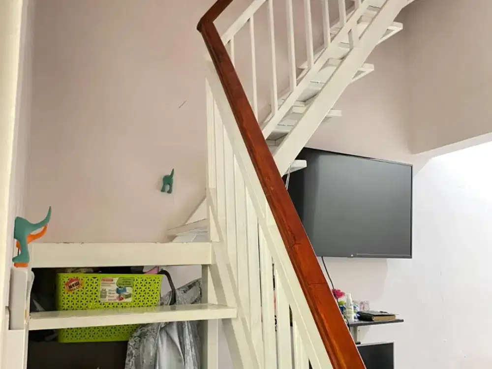 Cirendeu belakang vcm rumah cantik dekat ke mrt lebak bulus