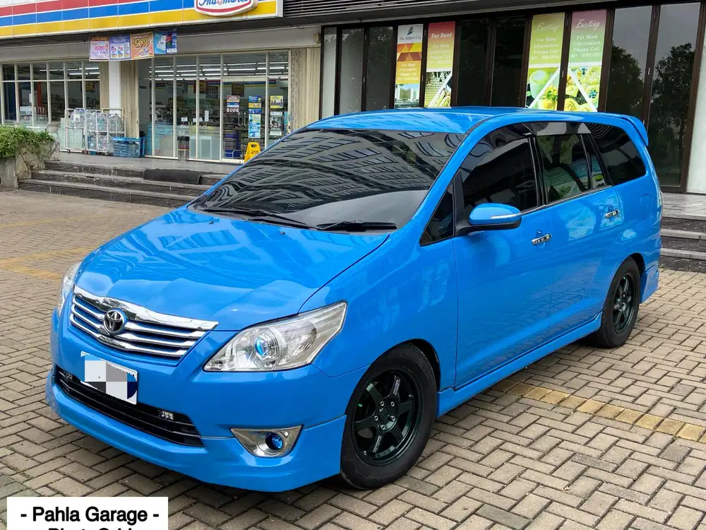 Toyota Kijang Innova 2010 Bensin