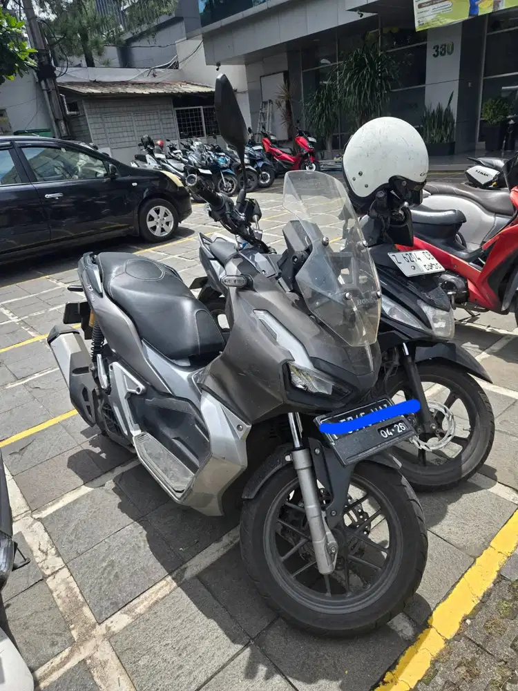 Jual motor bekas adv 2021 plat F brown