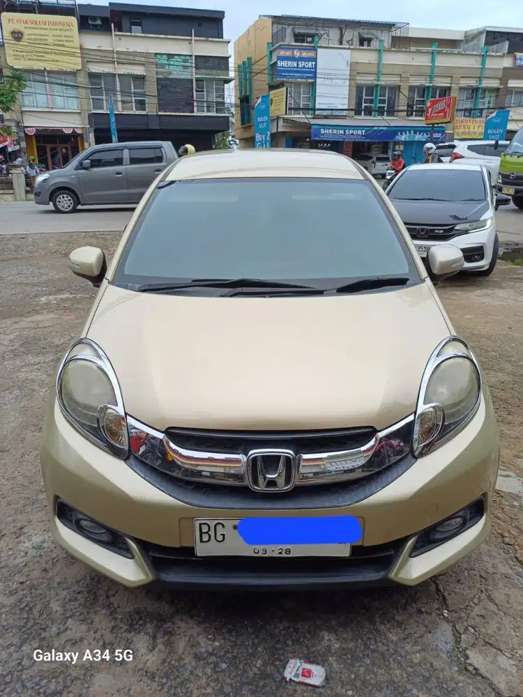 Jual Cepat Honda Mobilio Matic Rp 118 Juta (Nego) Pemakaian Pribadi