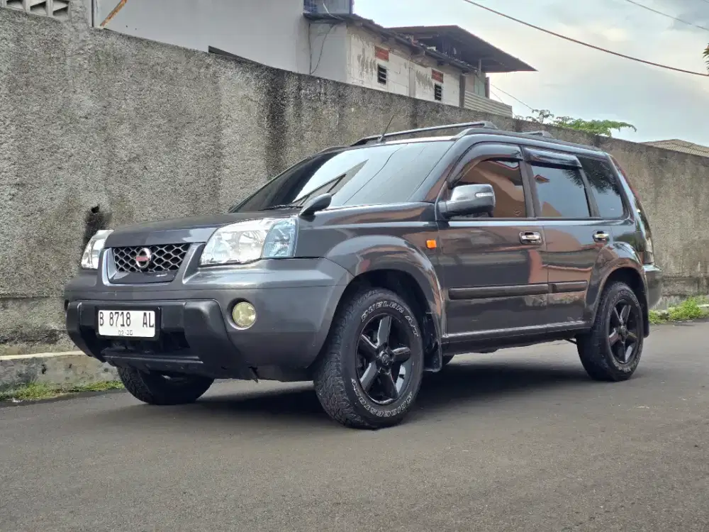 Nissan X-Trail 2.5 ST AT 2005 Gagah Mewah
