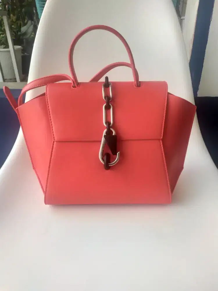 DIJUAL PRELOVED TAS WANITA CHARLESS & KEITH ORIGINAL