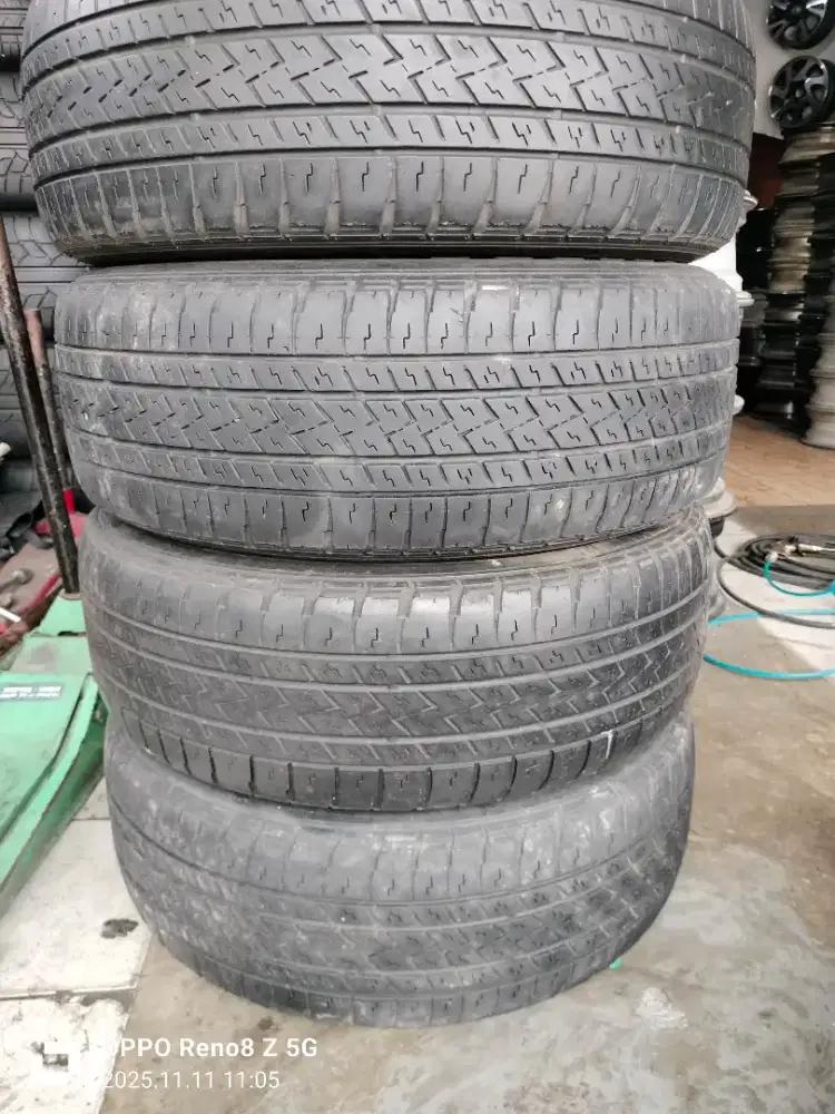 Jual ban bredgestone duler H/L 235 70 R15 kond 80% 4pcs.