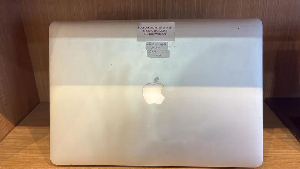 MACBOOK PRO 2014 15 i7 2.2GHZ 16/256GB Second