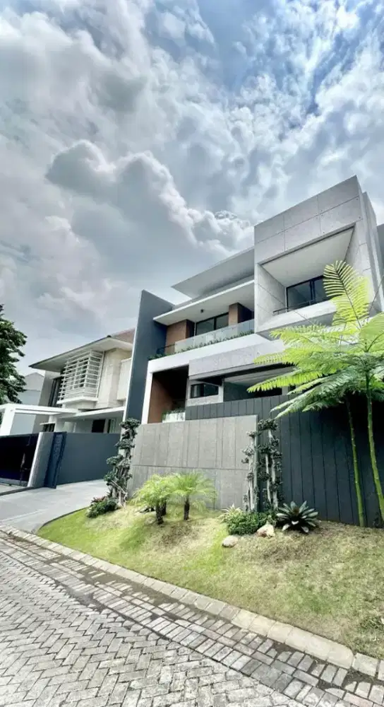 Dijual rumah Imperial Pakuwon high spec