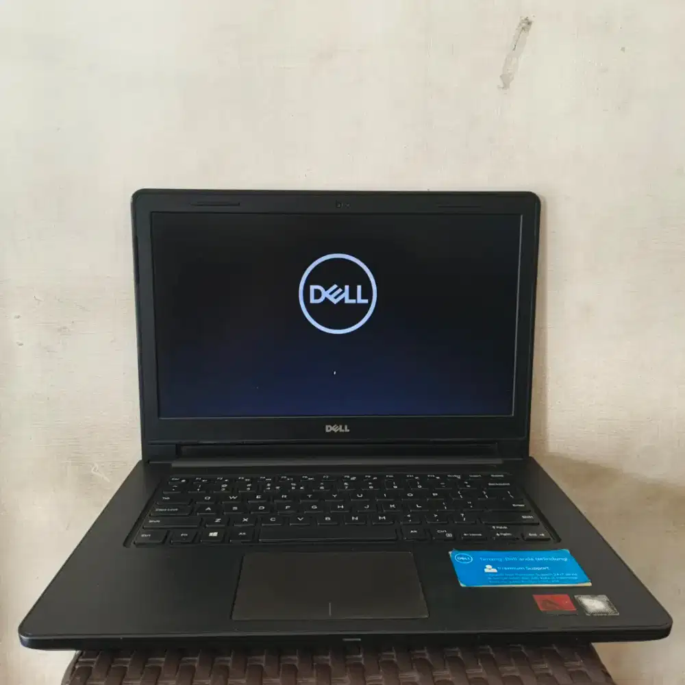 JUAL LAPTOP DELL INSPIRON 14 3476 INTEL CORE i3-7020U VGA RADEON 520