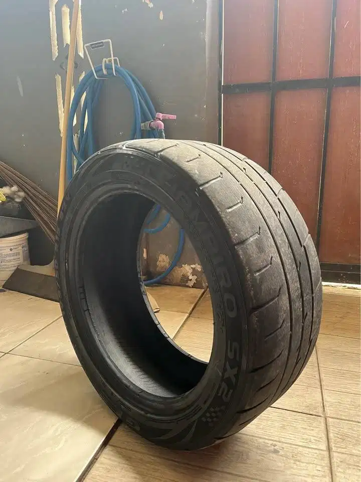 Ban Seccond Champiro SX2 195/50