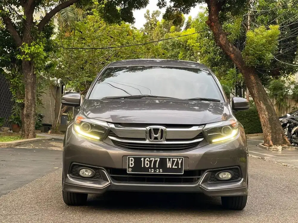 ISTIMEWA UNTUK KELUARGA! MOBILIO E MT ABU-ABU 2020 KM 35rb REAL
