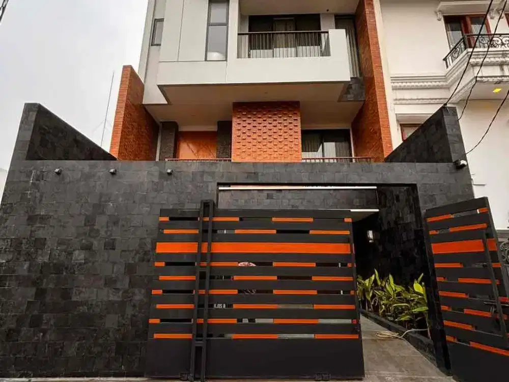 Turun Harga Rumah mewah baru dijual di belakang citos Cilandak