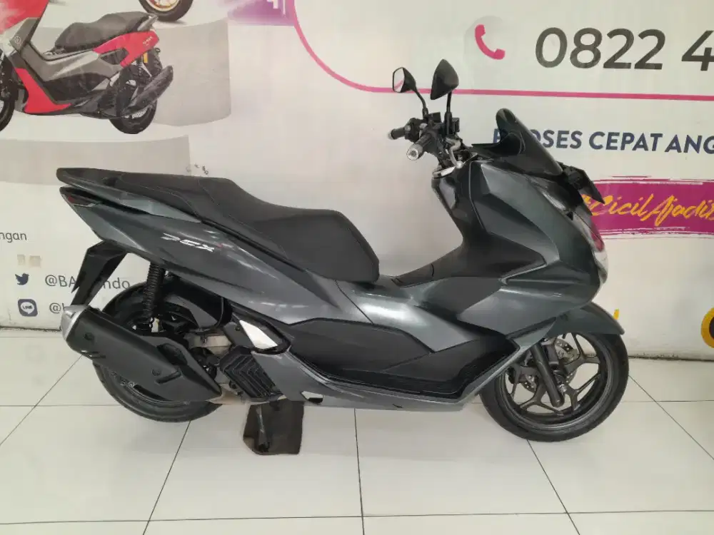 UM 800 HONDA PCX 160 CBS 2021