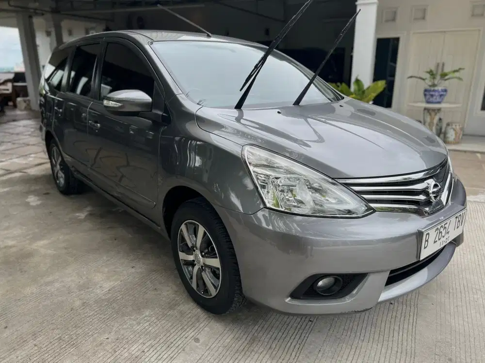 Nissan Grand livina 2017 Bensin