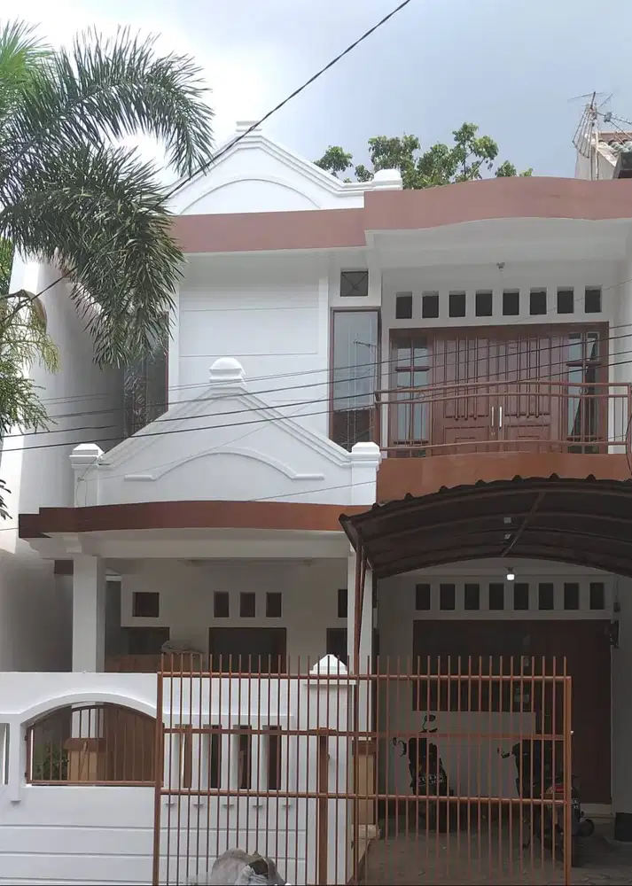 Rumah Siap Huni Komplek Cigadung