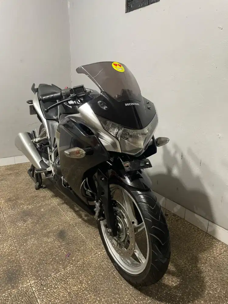 HONDA CBR 250 ABS 2011