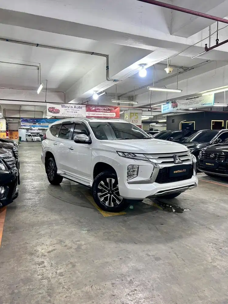 KM 57rb Facelift Mitsubishi Pajero Dakar AT 2021 Terawat 2022