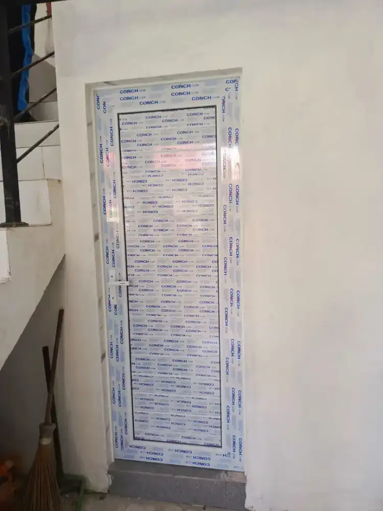 Pintu kamar mandi upvc, jendela, kusen