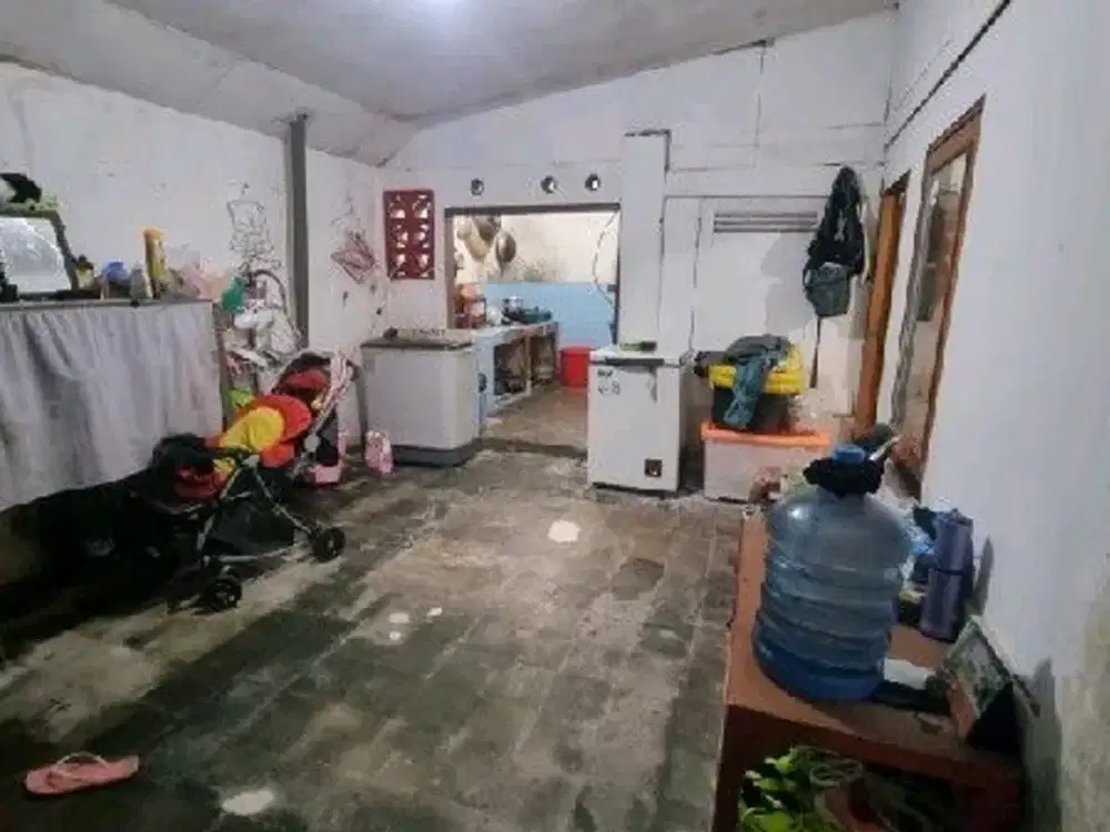 Rumah Dalam Gang di pusat kota Sayap Cicendo, Pasir Kaliki Ref.05070