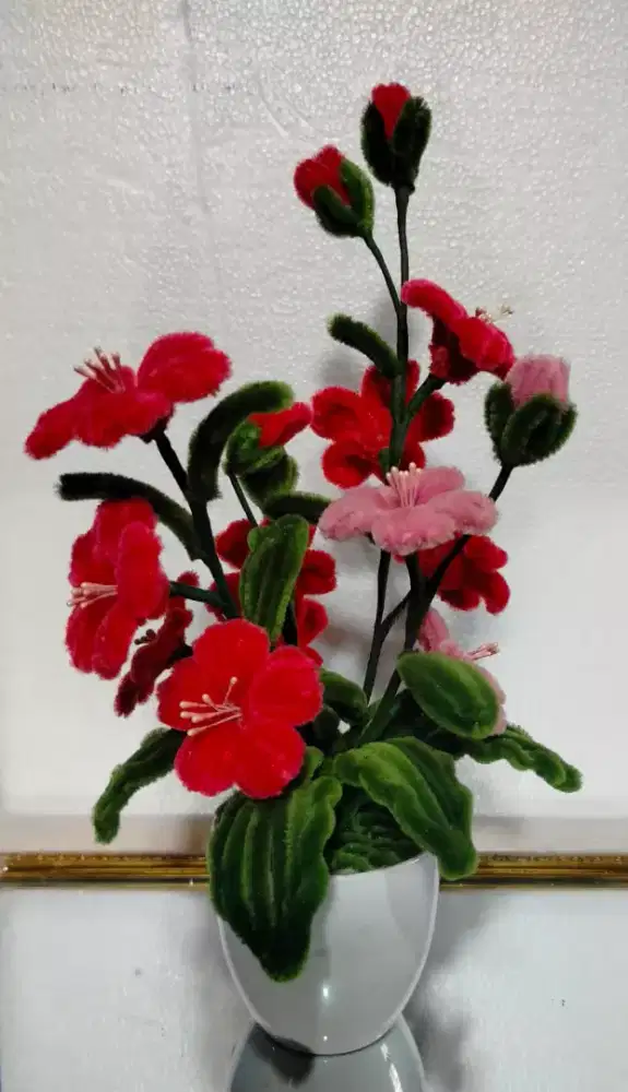 Pajangan meja bunga buatan tangan