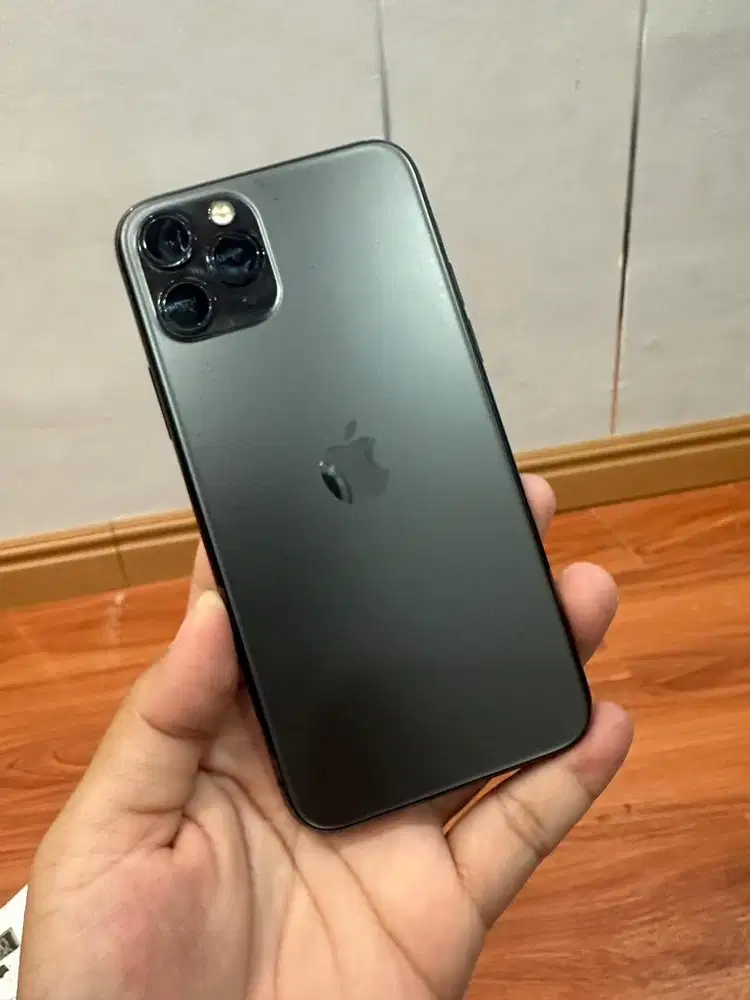 Iphone 11 PRO 256 GB jual cepat kondisi no minus