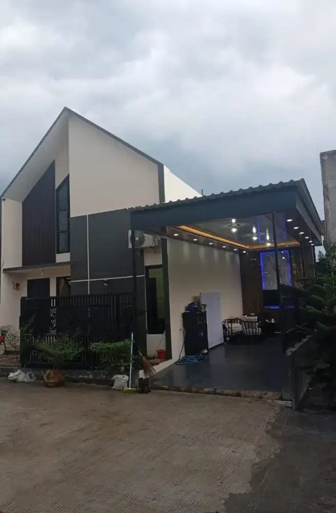 Rumah bebas banjir dekat stasiun depok