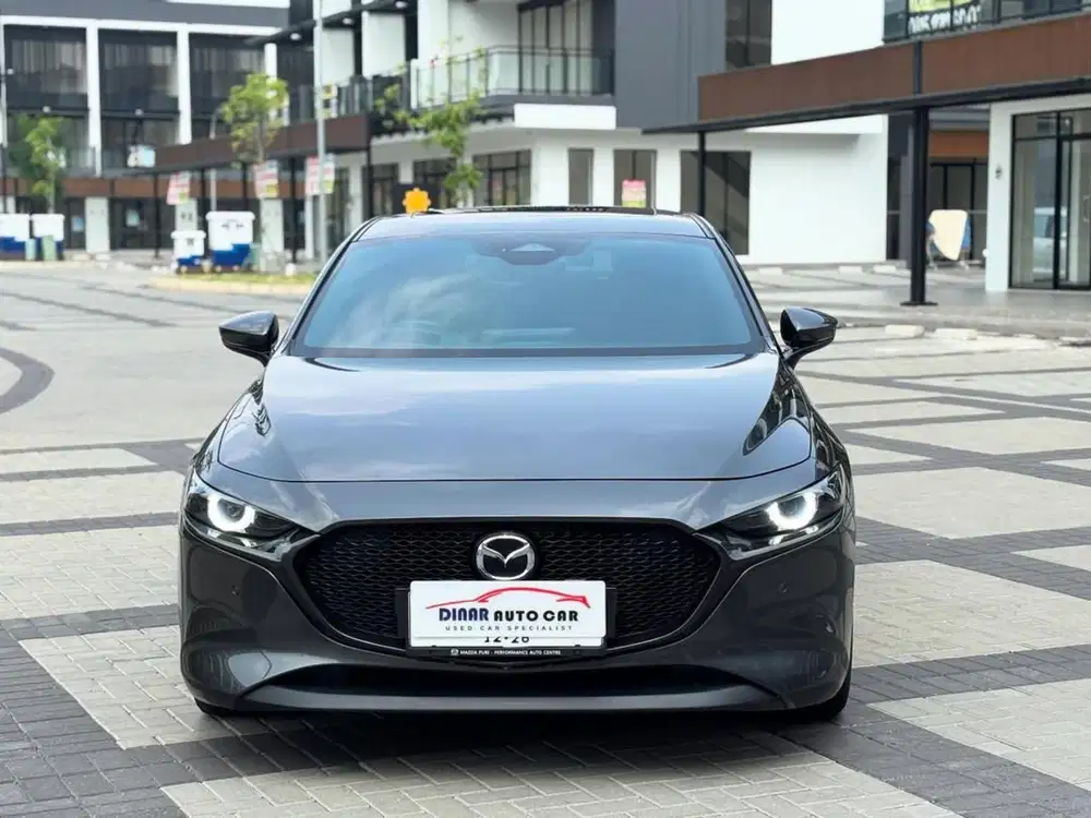 Low km 12rb!! Mazda 3 hatchback skyactive 2023