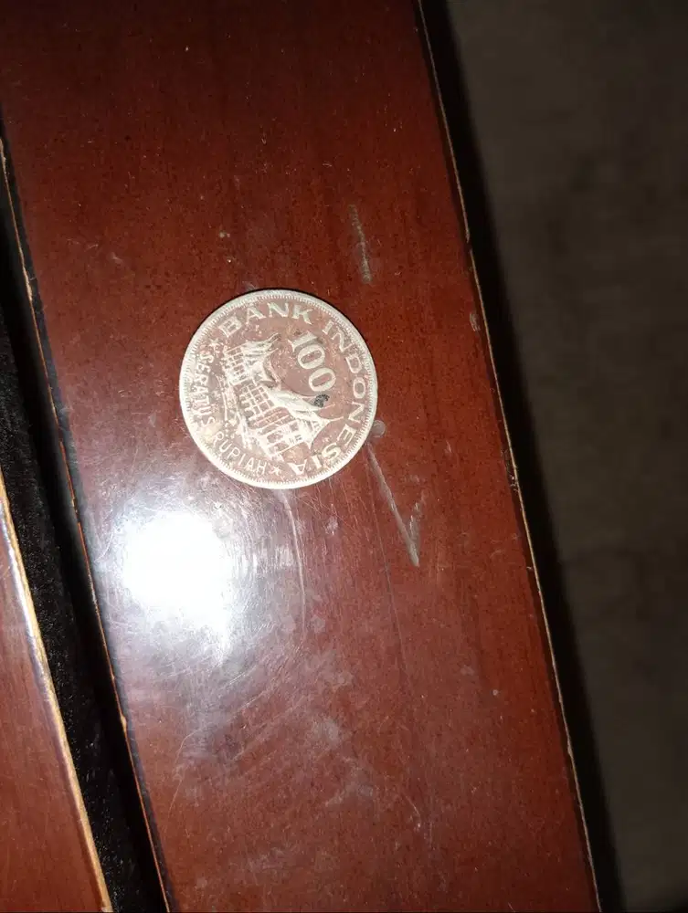 Uang koin 100 rupiah cetakan 1978