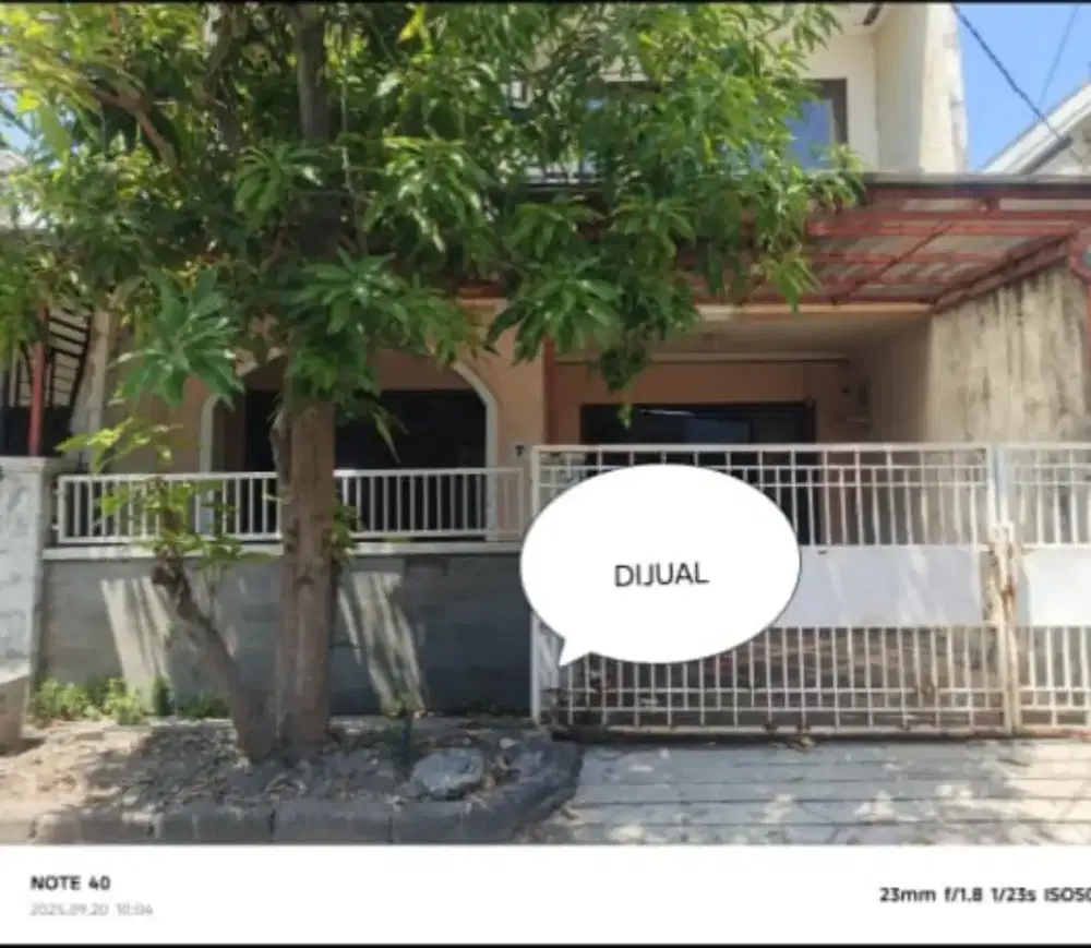 Dijual rumah 2 lantai Pondok candra