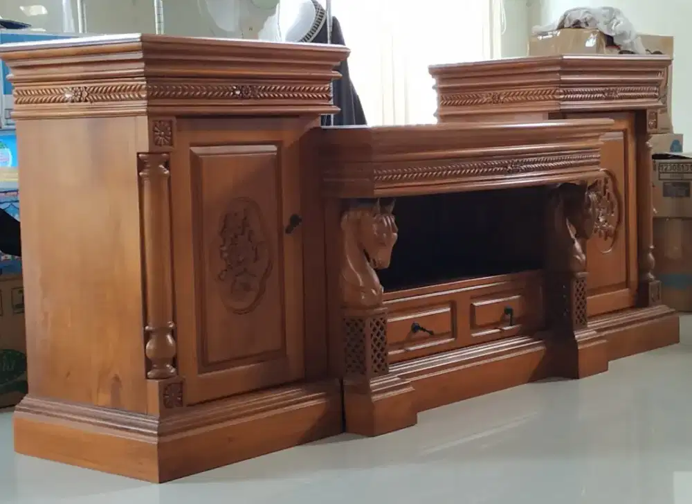 Meja kayu jati ukir KUda