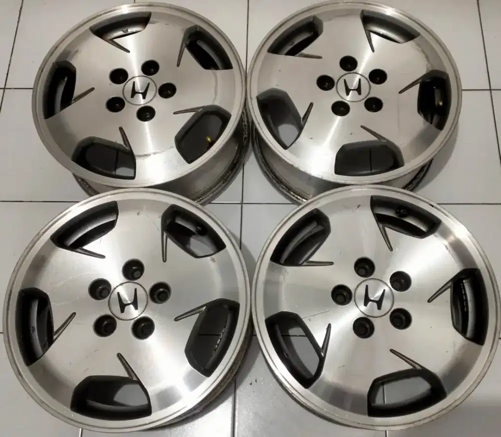 Velg Original copotan Honda Odyssey