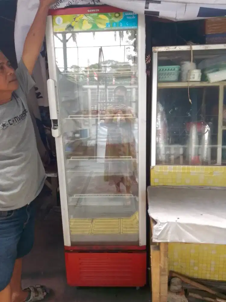 Shhowcase Minuman Dingin Normal Merk sanken