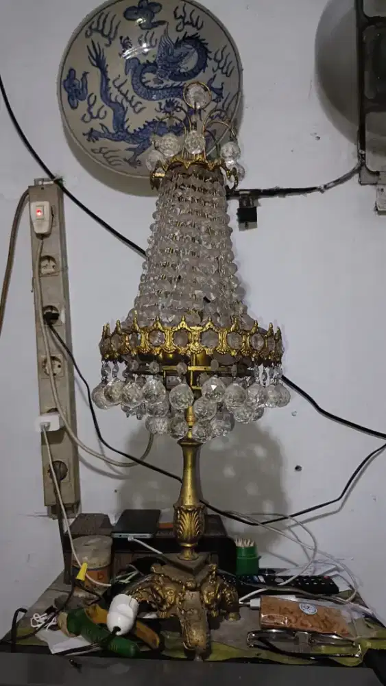 Lampu antik yang cantik