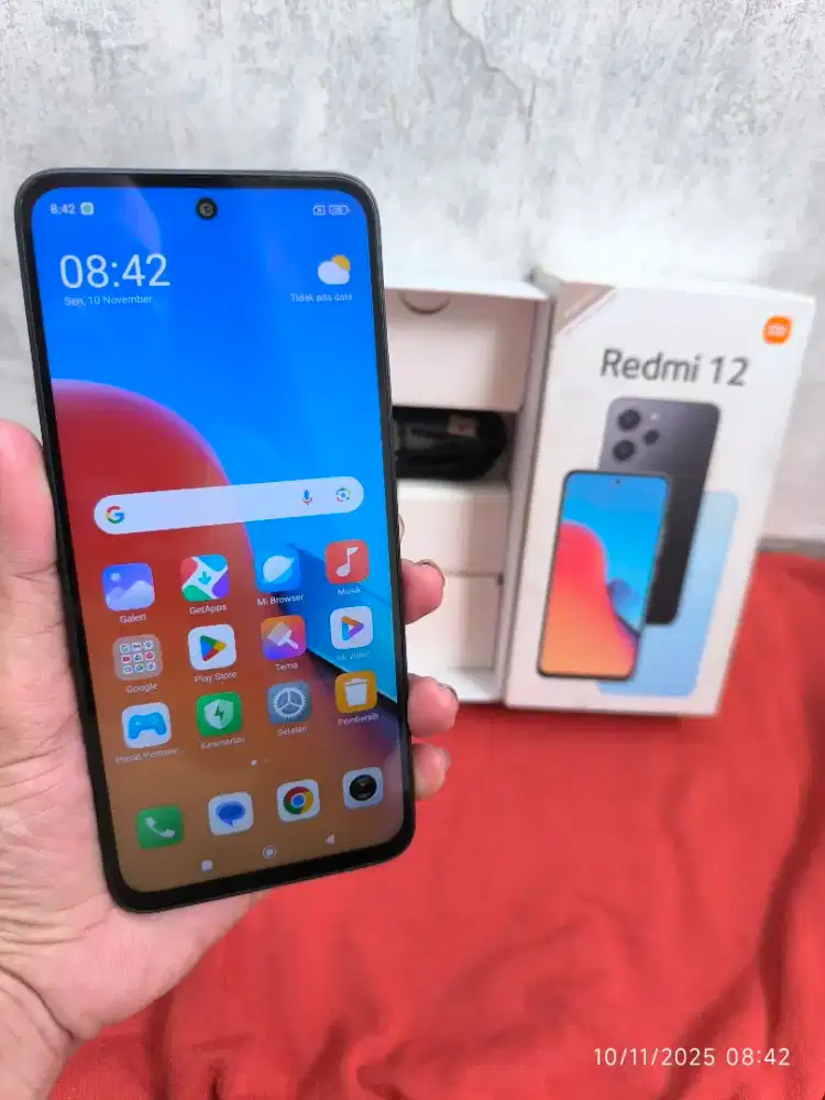 Redmi 12 4G 8/256 Fullset segel no minus siap pakai