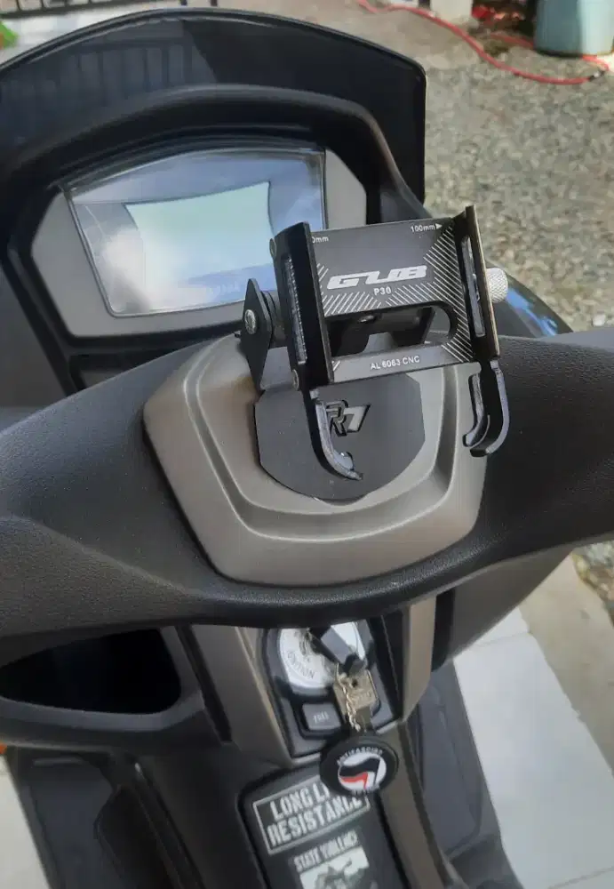 Holder hp dan bracket