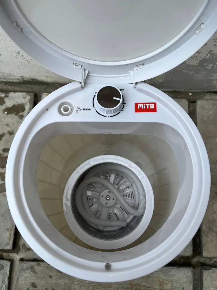 Mito WM 1 Mesin Cuci Mini Portable 3.5 Liter 2 in 1