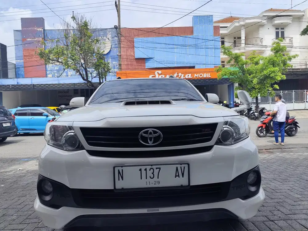 Toyota Fortuner G 2.5 VNT TRD AT 2013
