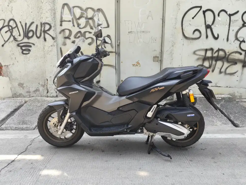 Honda adv 160 abs hstc th 2025 km 5xxx istimewq