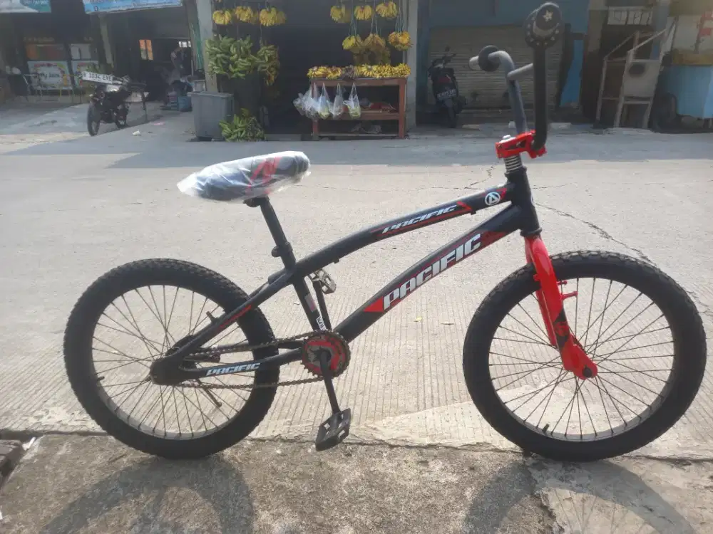 BMX Uk 20 PACIFIC Rem Torpedo Mulus - Like New Tuk 7 - 15 Th