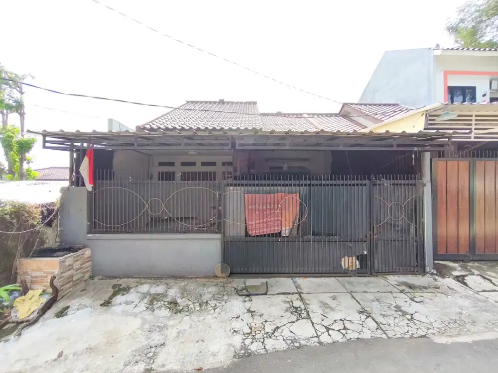 Rumah Strategis 9 Menit ke Gerbang Tol Serpong 2 Dibantu KPR J-36423