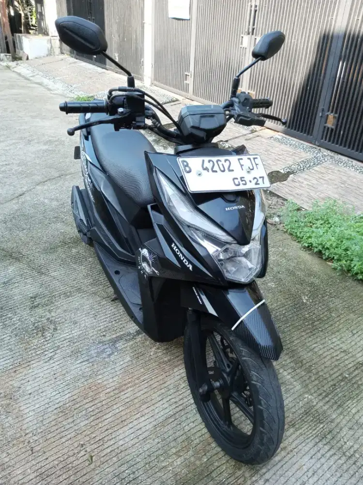 Honda beat street