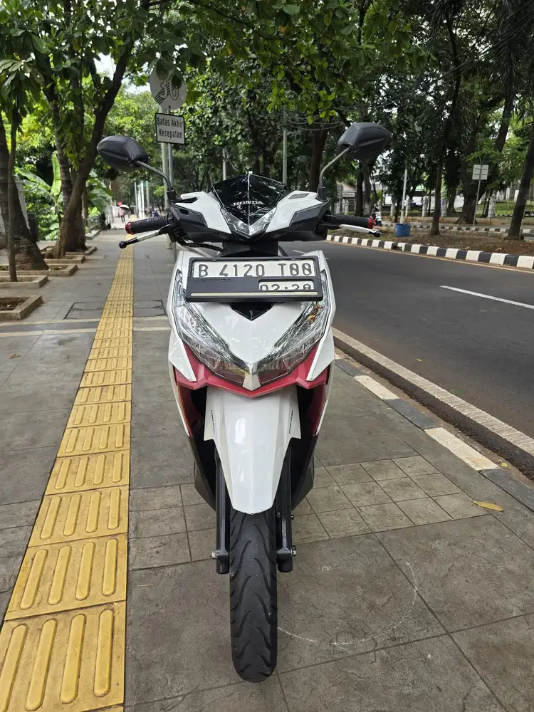 DIJUAL CASH HONDA VARIO 150 LED OLD CBS ISS THN 2017 PAJAK IDUP SIAP