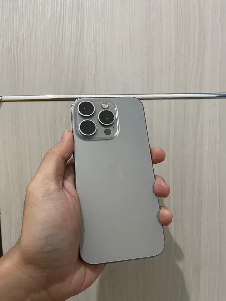 iPhone 15 Pro 128GB iBox