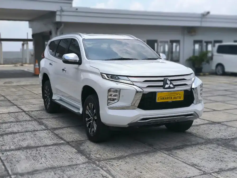 [KM 20RB] PAJERO SPORT DAKAR 2023 PUTIH GARANSI RESMI KM ASLI 2024