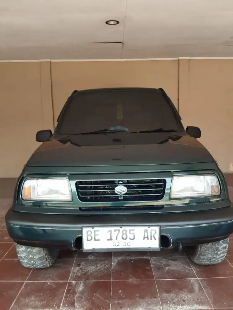 SUZUKI VITARA TAHUN 1995