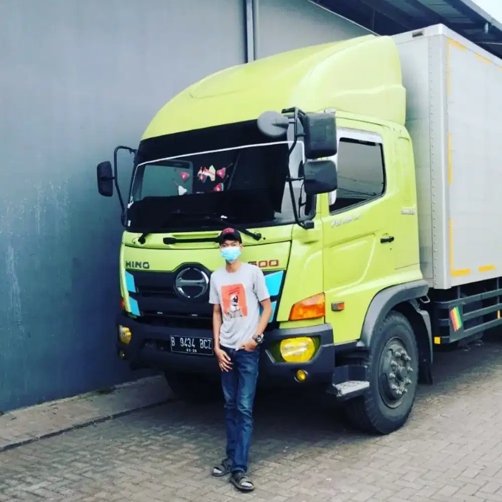 Mencari Pekerjaan Memiliki SIM B2 Umum