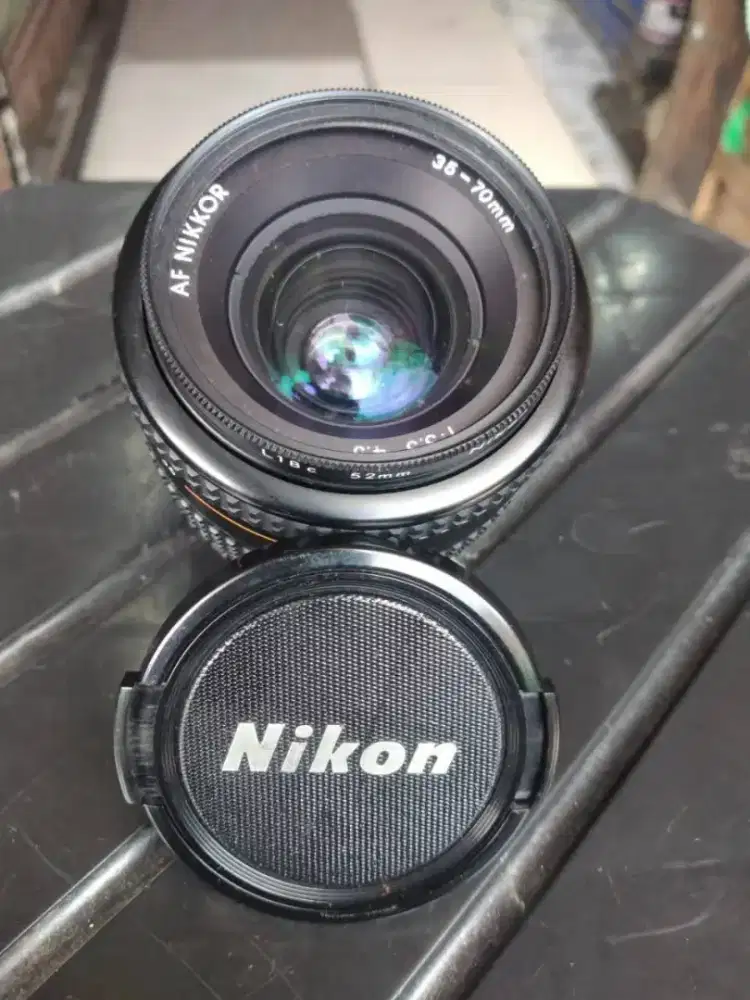 Di Jual  kamera film SLR 35mm Nikon F-401S