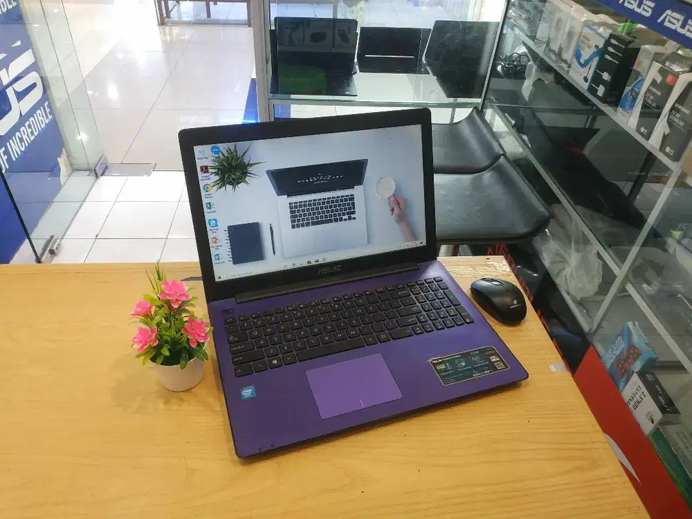 DIJUAL LAPTOP ASUS X553M CELERON RAM 2GB HDD 500GB
