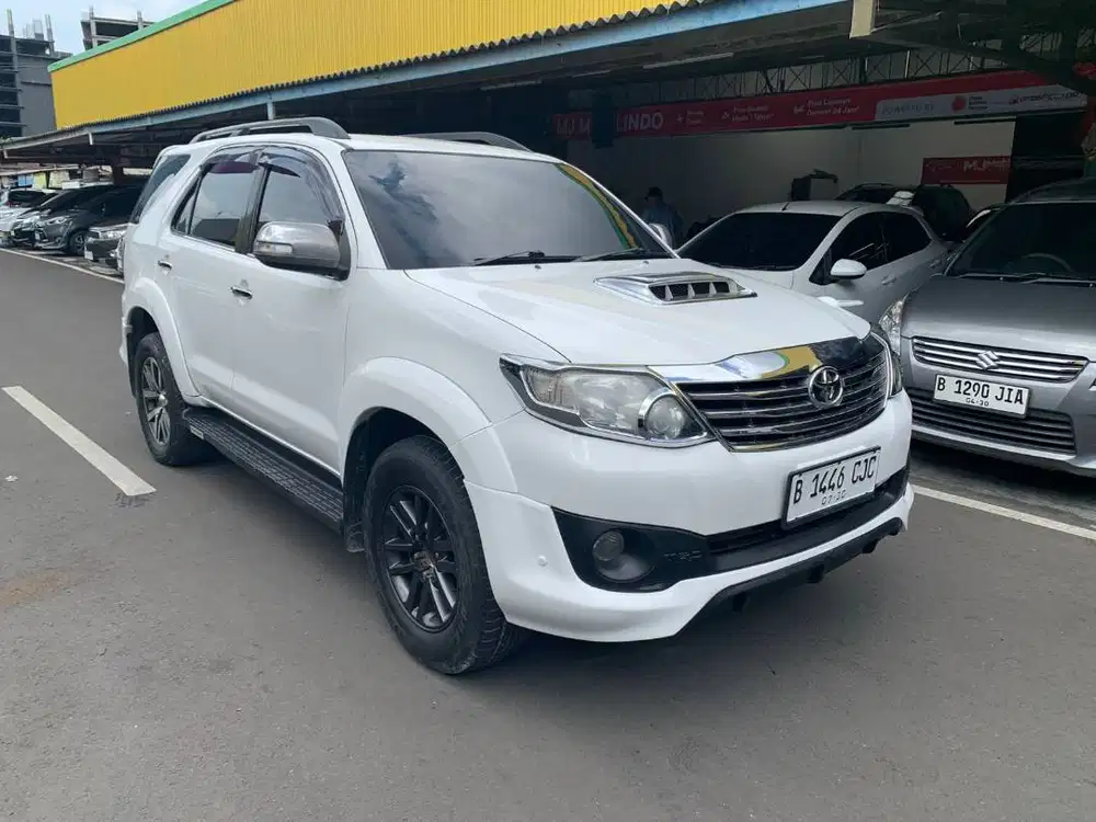 Toyota Fortuner G VNT matic Diesel 2015