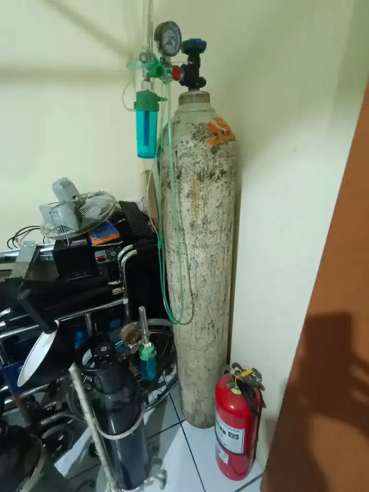 Tabung oksigen besar
