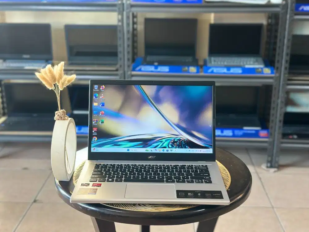 PROMO ACER A314-23M AMD RYZEN 5-7520U/SSD512GB/RAM8GB/VGA AMD 2 GB