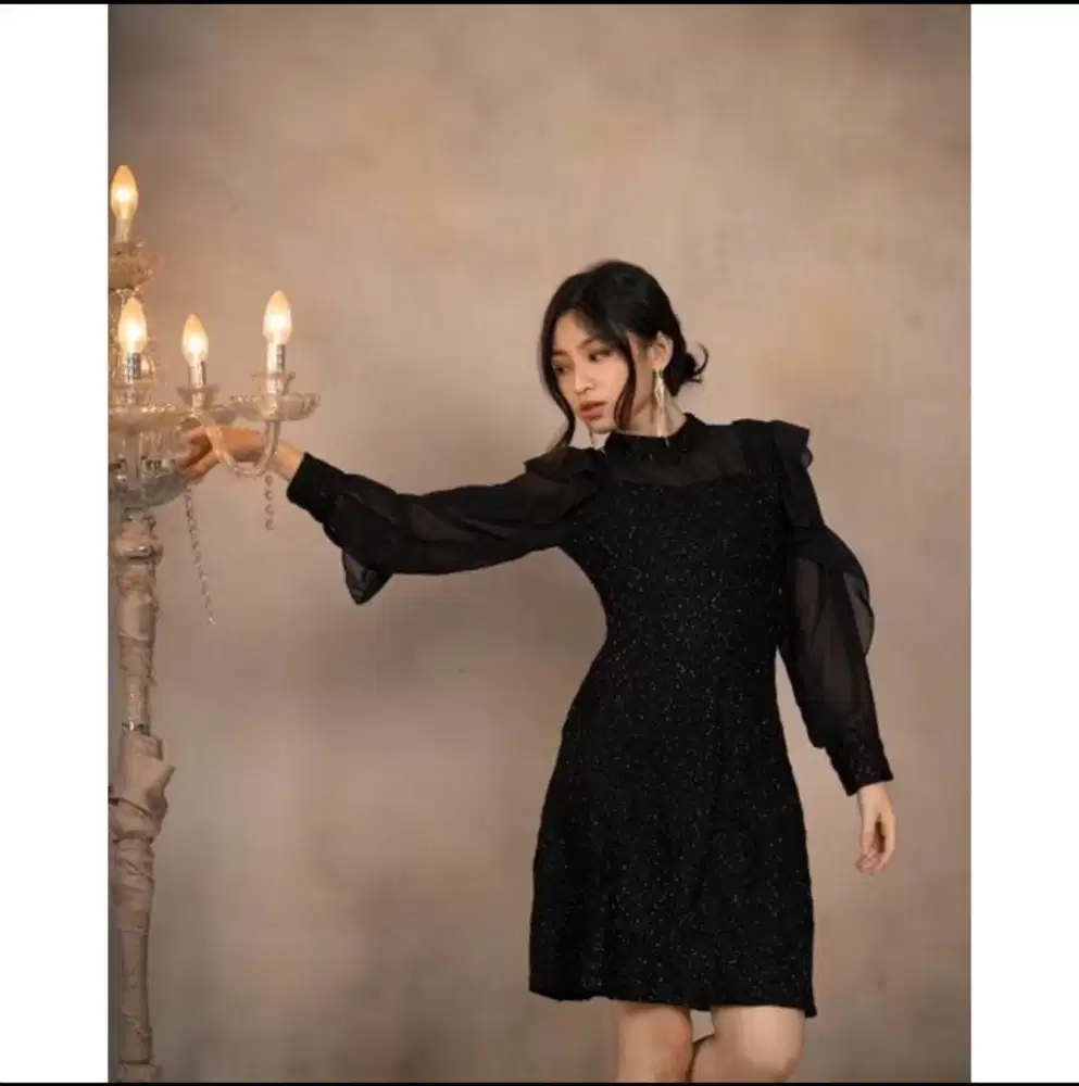 Baju baru, belum pernah dipakai masih ada tag harganya